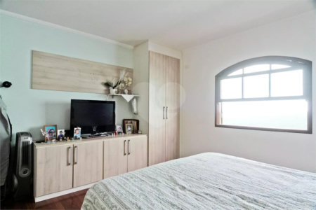 Casa à venda com 3 quartos em Chora Menino, São Paulo, SP