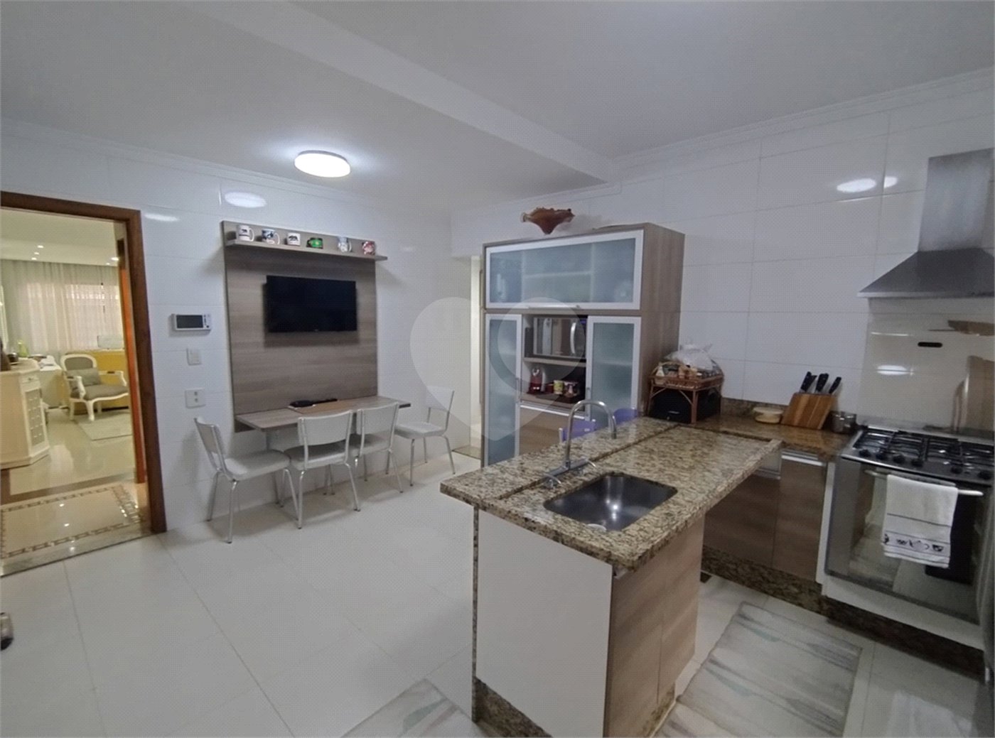 Casa à venda com 3 quartos, sendo 1 suíte,  em Santana, São Paulo, SP