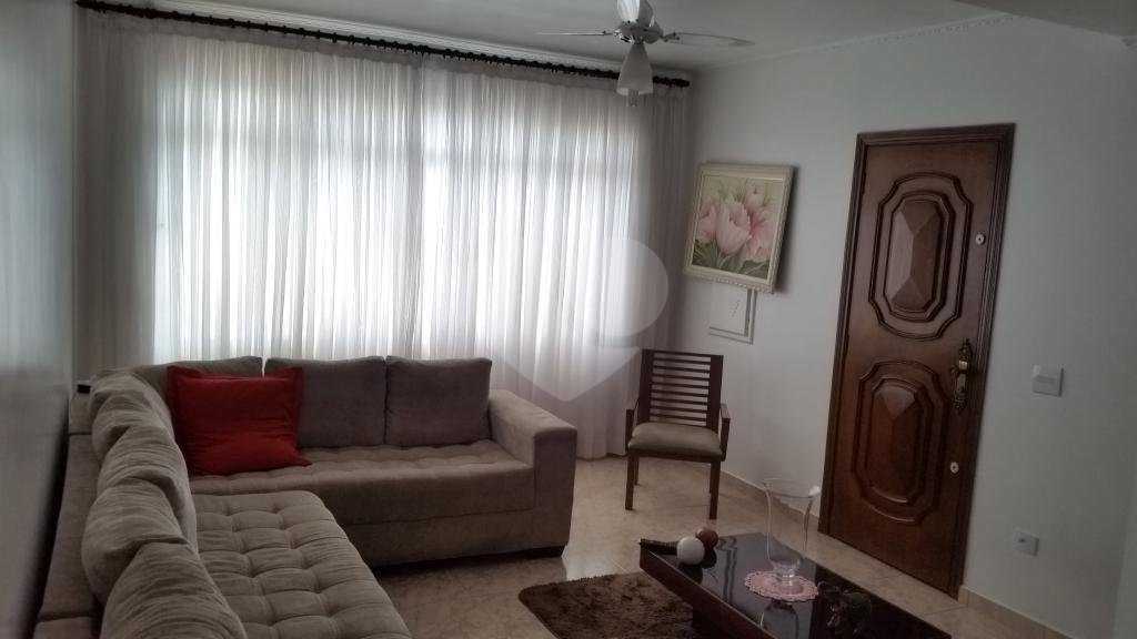 Sobrado à venda com 3 quartos, sendo 1 suíte, em Tremembé, São Paulo, SP