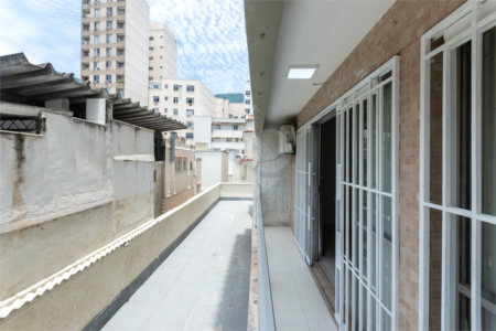 Apartamento à venda com 2 quartos, sendo 1 suíte,  em Tijuca, Rio de Janeiro, RJ