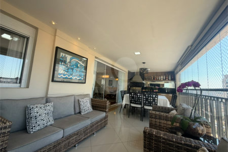 Apartamento à venda com 3 suítes em Jardim Marajoara, São Paulo, SP