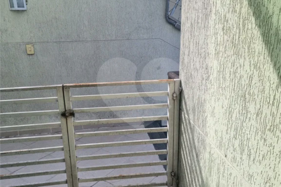 Casa à venda com 2 suítes no condomínio Residencial Maracujás, São Paulo - SP