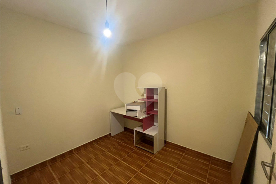 Casa à venda com 4 quartos, sendo 1 suíte, em Artur Alvim, São Paulo, SP