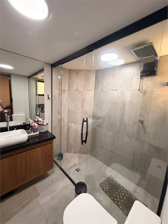 Apartamento à venda com 3 quartos, sendo 1 suíte,  em Vila Paulicéia, São Paulo, SP