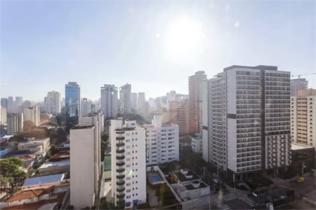 Apartamento à venda com 2 quartos, sendo 1 suíte, em Vila Olímpia, São Paulo, SP