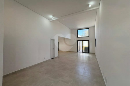 Casa à venda com 3 quartos, sendo 1 suíte, no condomínio Alphaville Castelo, Itu - SP