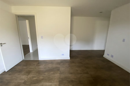 Apartamento à venda com 3 quartos, sendo 1 suíte, em Baeta Neves, São Bernardo do Campo, SP