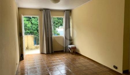 Sobrado à venda com 4 quartos, sendo 1 suíte,  em Vila Guarani (z Sul), São Paulo, SP