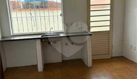 Casa à venda ou para alugar com 3 quartos, sendo 1 suíte, em Vila Andrade, São Paulo, SP