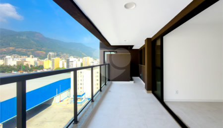 Apartamento à venda com 2 quartos, sendo 1 suíte,  em Tijuca, Rio de Janeiro, RJ