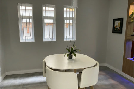 Casa à venda com 3 suítes em Jardim Leonor, São Paulo, SP