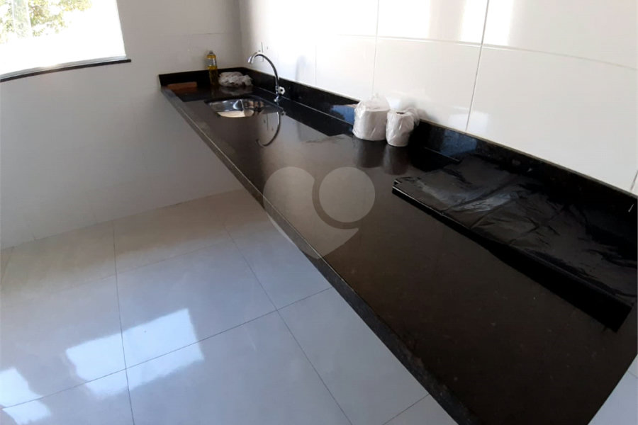 Casa para alugar com 3 quartos, sendo 1 suíte,  no condomínio Villagio DI Maria, São Paulo - SP