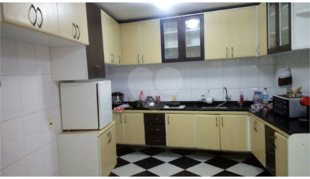 Casa à venda com 3 quartos, sendo 1 suíte,  em Vila Suzana, São Paulo, SP