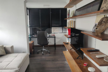 Apartamento à venda com 3 quartos, sendo 2 suítes, em Jardim Paulista, São Paulo, SP