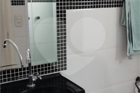 Casa à venda com 3 quartos, sendo 2 suítes,  no condomínio Parque das Figueiras, Mogi das Cruzes - SP