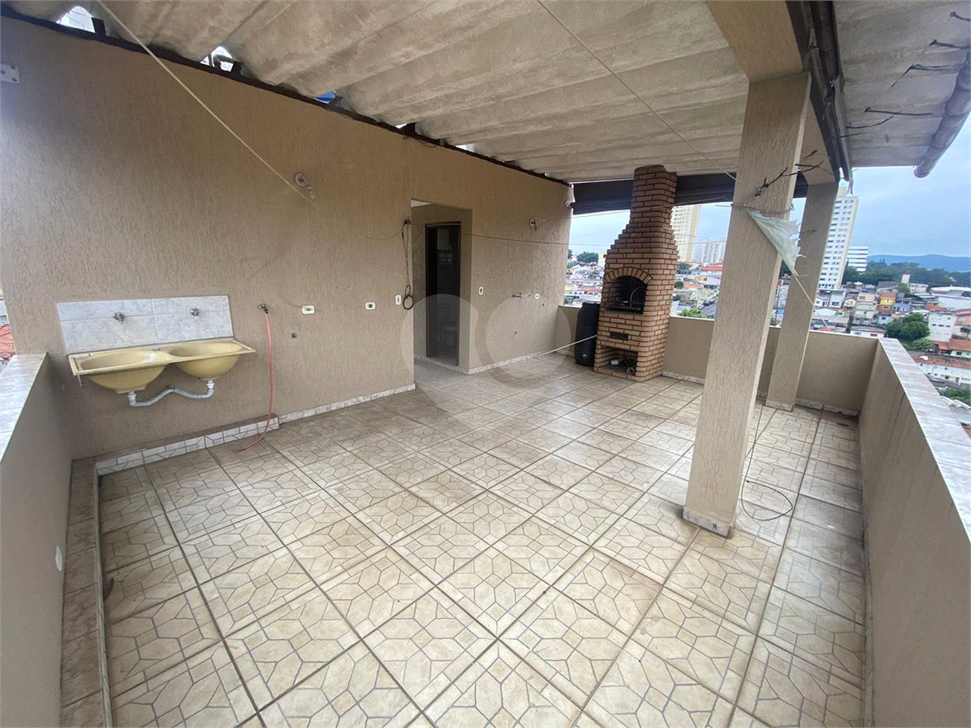 Sobrado à venda com 4 quartos, sendo 2 suítes,  em Vila Gustavo, São Paulo, SP