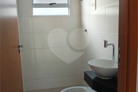 Casa à venda com 2 quartos, sendo 1 suíte, no condomínio Palacio de Turim, Ribeirão Preto - SP