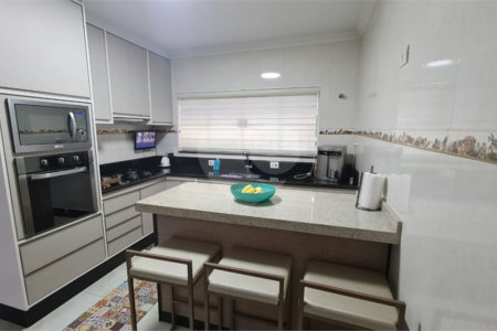 Casa à venda com 2 quartos em Vila dos Remédios, São Paulo, SP