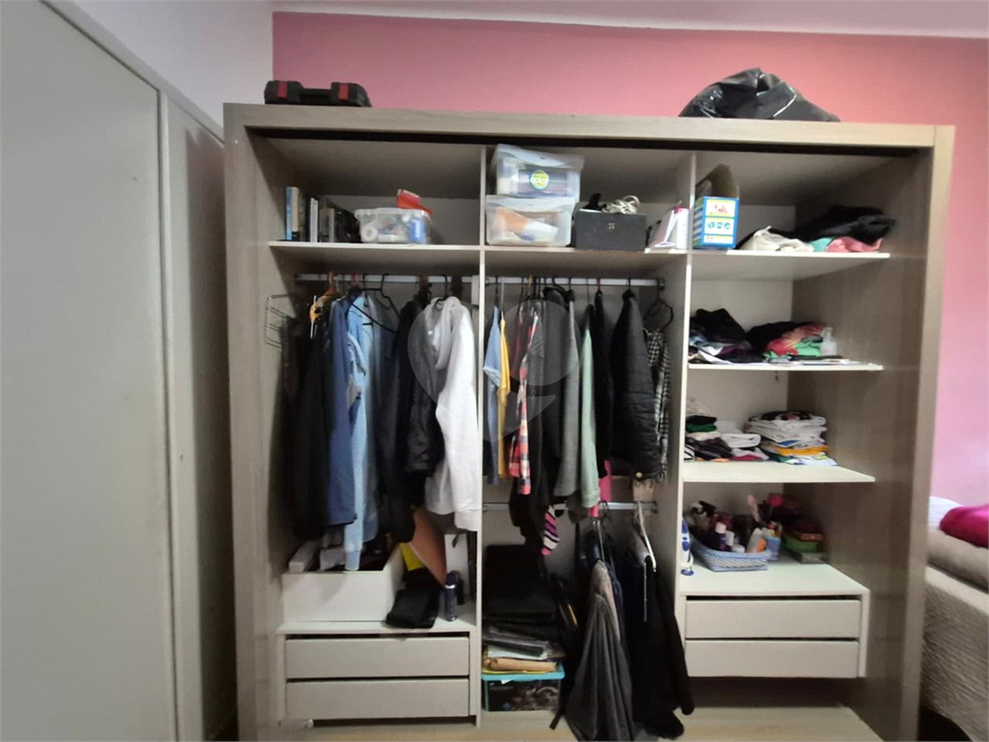 Sobrado à venda com 4 quartos, sendo 2 suítes, em Vila Romana, São Paulo, SP