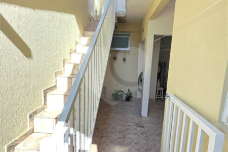 Casa à venda com 6 quartos, sendo 2 suítes, em Conjunto Residencial Butantã, São Paulo, SP