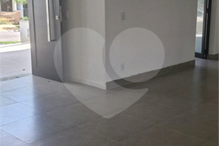 Casa à venda com 3 suítes no condomínio Terras da Estância, Paulínia - SP
