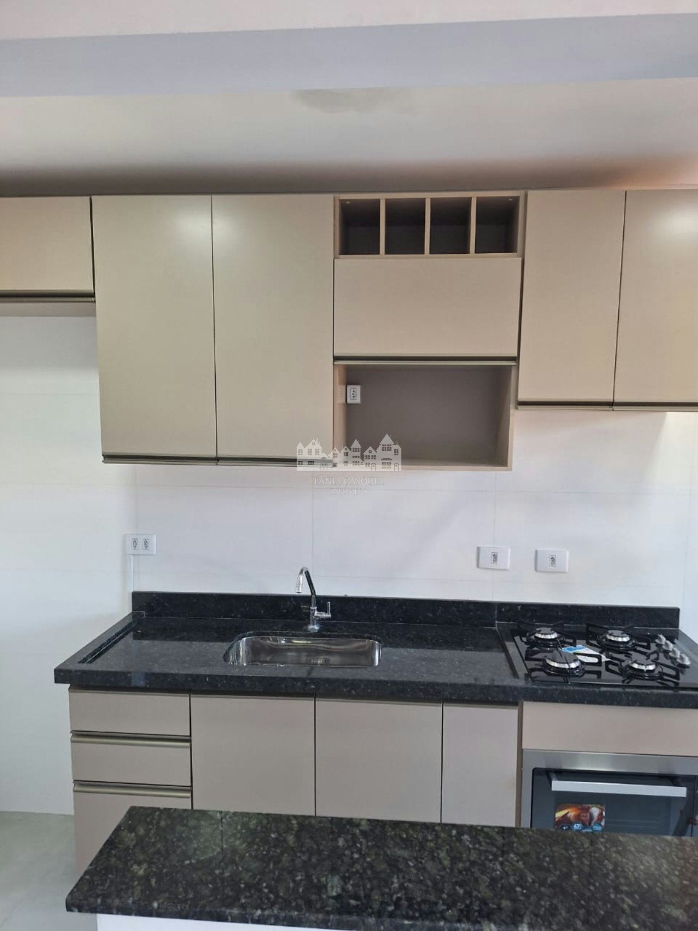 Apartamento à venda com 2 quartos, sendo 1 suíte, no Residencial Safira, Alvinópolis, Atibaia - SP