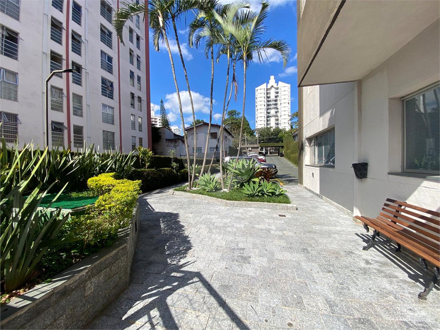 Apartamento à venda com 2 quartos, sendo 1 suíte, em Campo Grande, São Paulo, SP