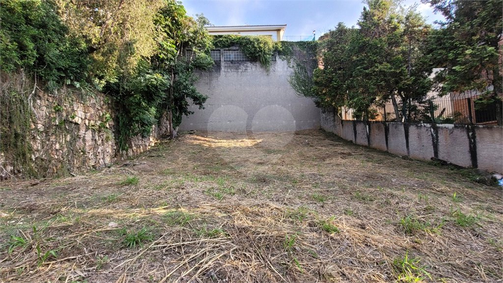 Terreno à venda em Jardim Sílvia (zona Oeste), São Paulo, SP