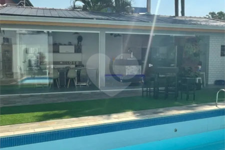 Sobrado à venda com 4 quartos, sendo 2 suítes, em Lapa, São Paulo, SP