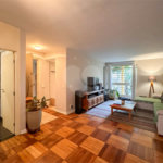 Casa à venda com 3 quartos, sendo 1 suíte,  no condomínio Barão do Triunfo, São Paulo - SP