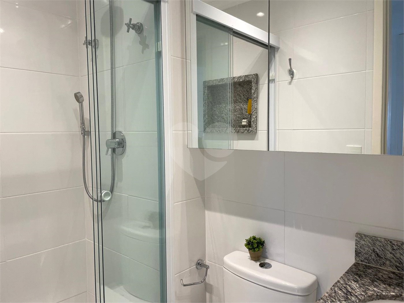 Apartamento à venda com 2 quartos, sendo 1 suíte, em Saúde, São Paulo, SP