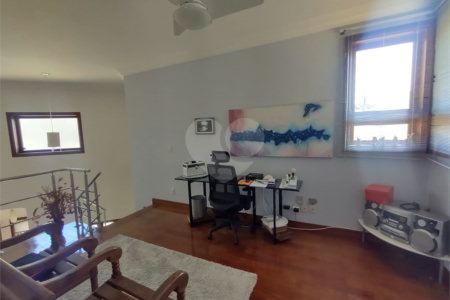 Casa à venda com 3 quartos, sendo 1 suíte, em Jardim Panorama, Valinhos, SP