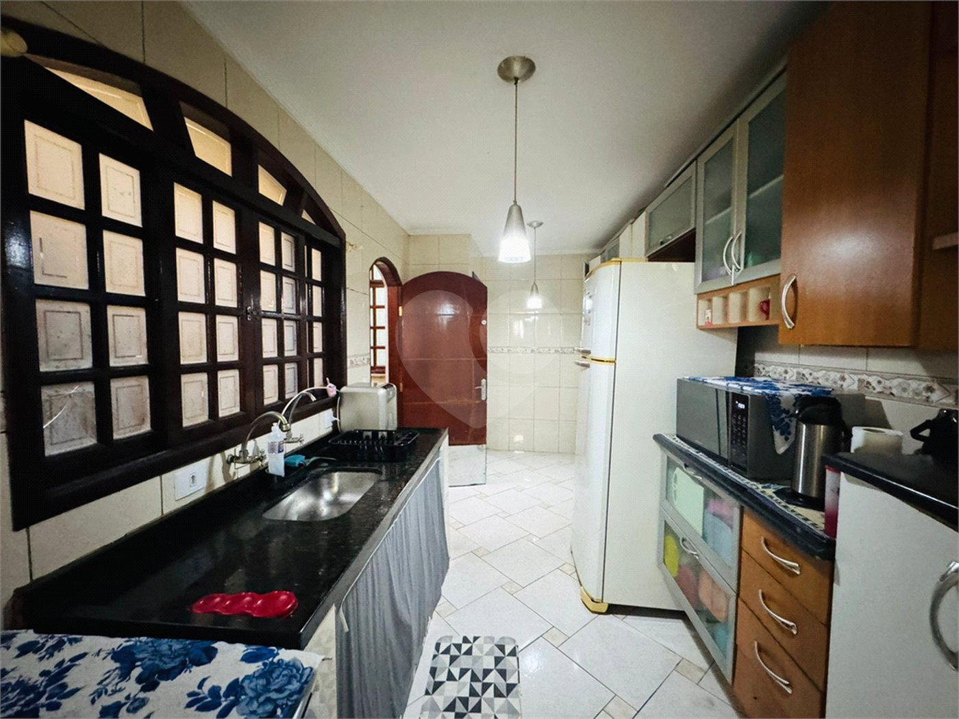 Casa à venda com 4 quartos, sendo 2 suítes, em Parque Santo Antônio, Guarulhos, SP