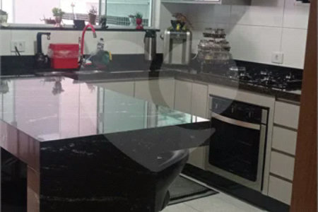 Sobrado à venda com 3 quartos, sendo 1 suíte,  em Vila Gustavo, São Paulo, SP
