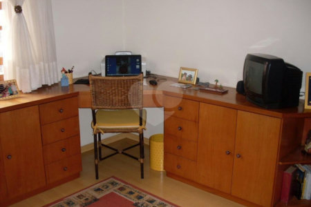 Casa de Vila à venda com 4 quartos, sendo 2 suítes, em Cambuci, São Paulo, SP