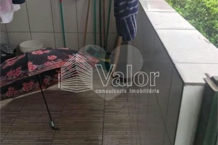Sobrado para venda.