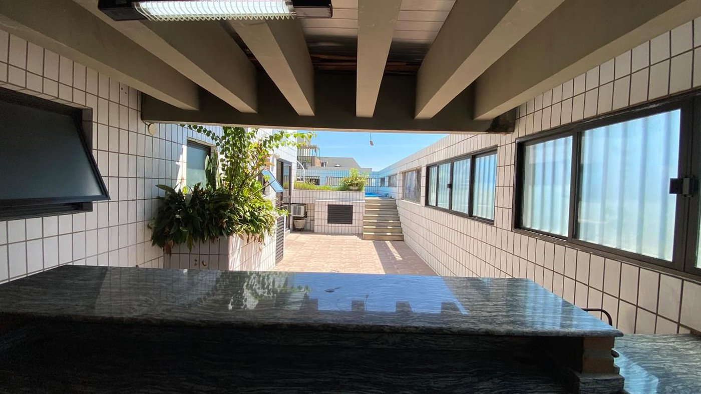 Cobertura com 4 dormitórios à venda, 400 m² por R$ 2.580.000,00 - Ponta da Praia - Santos/SP