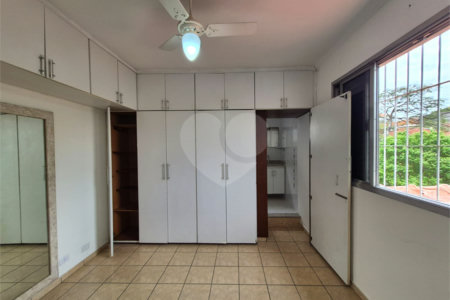 Casa à venda ou para alugar com 3 quartos, sendo 1 suíte, em Parque São Domingos, São Paulo, SP