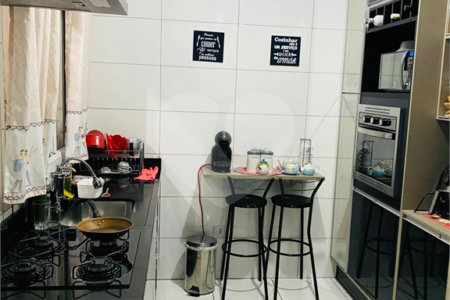 Casa à venda com 2 quartos no condomínio Villaggio Victoria, São Paulo - SP
