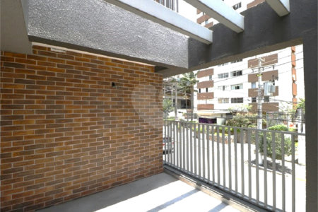 Apartamento à venda com 2 suítes em Moema, São Paulo, SP