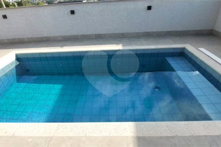 Casa à venda com 3 suítes no condomínio Parque Imperador, Bragança Paulista - SP