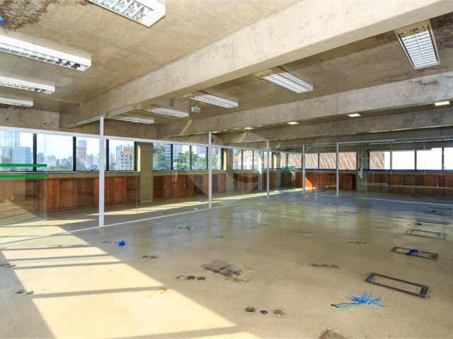 Prédio à venda em Perdizes, São Paulo, SP