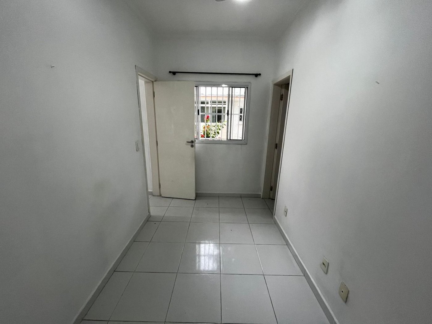Sobrado com 3 dormitórios à venda, 152 m² por R$ 1.700.000,00 - Embaré - Santos/SP