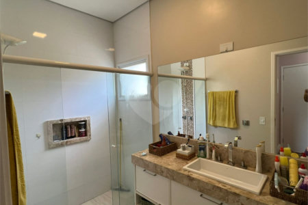 Casa à venda com 3 quartos, sendo 1 suíte,  no condomínio Golden Park Residence, Sorocaba - SP