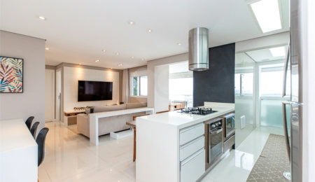 Apartamento à venda com 2 quartos, sendo 1 suíte, em Santo Amaro, São Paulo, SP