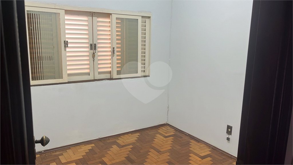 Casa à venda com 3 quartos, sendo 1 suíte, em Vila Progresso, Araraquara, SP