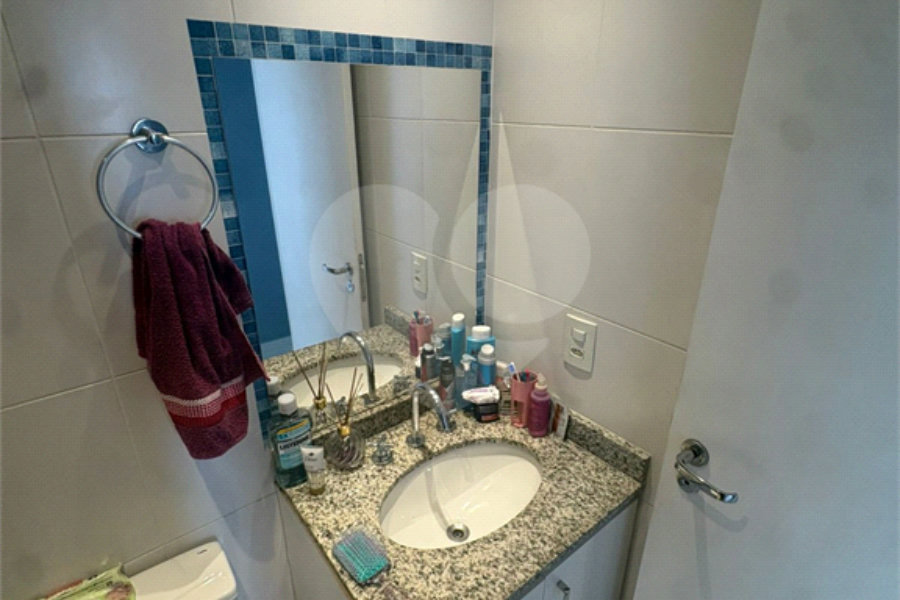 Apartamento à venda com 3 quartos, sendo 1 suíte, em Jardim Leonor Mendes de Barros, São Paulo, SP