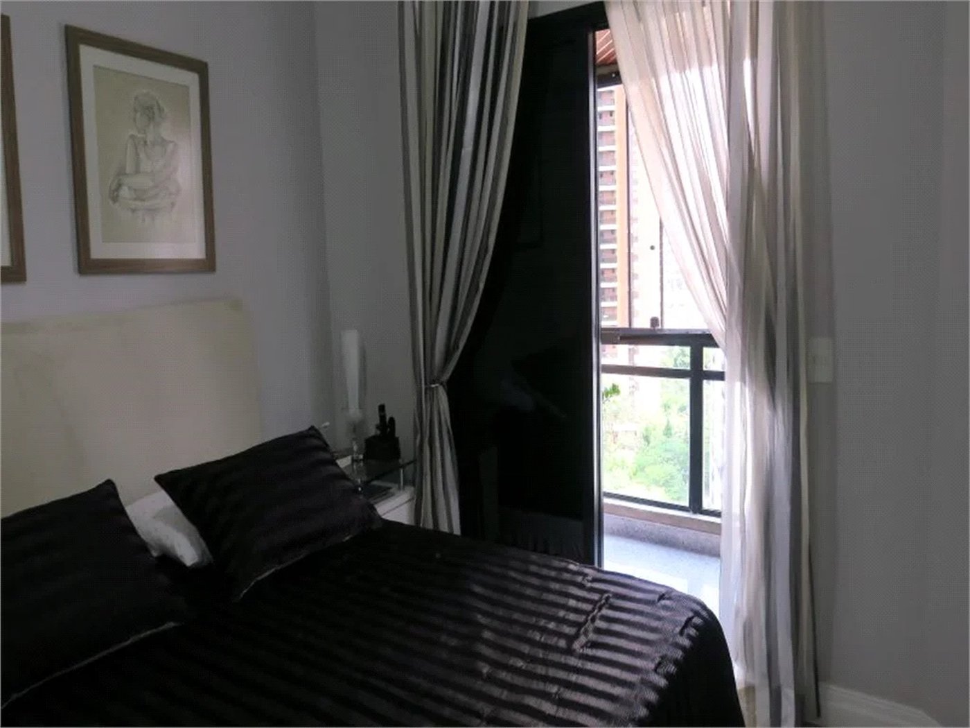 Apartamento à venda com 3 quartos, sendo 2 suítes, em Jardim Parque Morumbi, São Paulo, SP