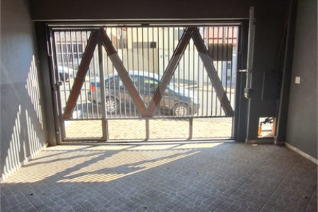 Sobrado à venda com 2 suítes em Jardim Itamaracá, Indaiatuba, SP