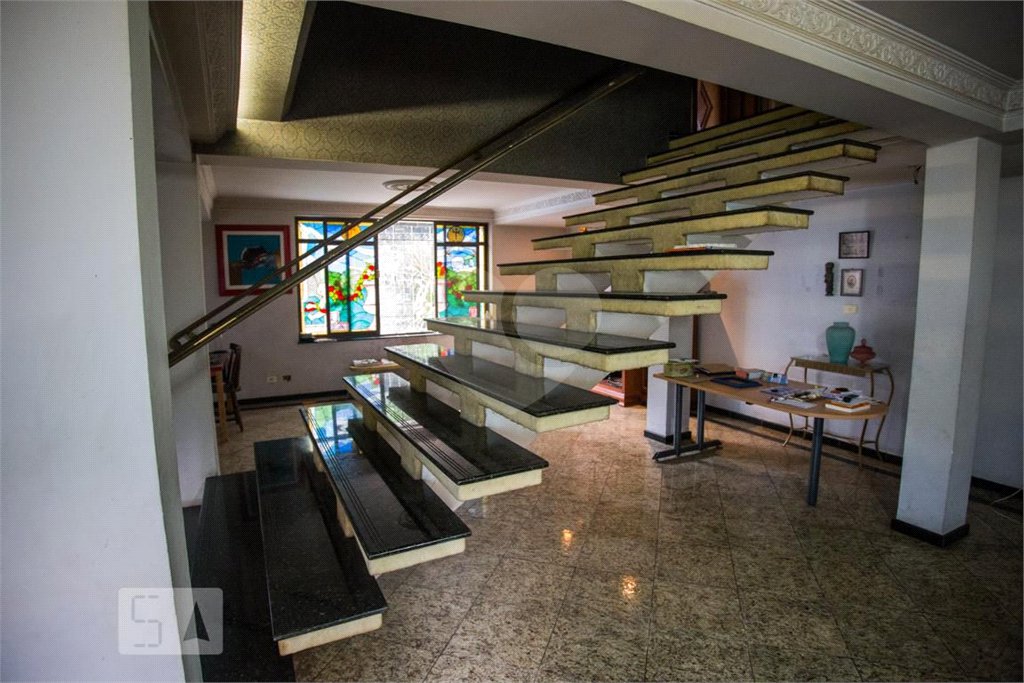 Casa à venda com 7 quartos, sendo 4 suítes, em Vila Monumento, São Paulo, SP